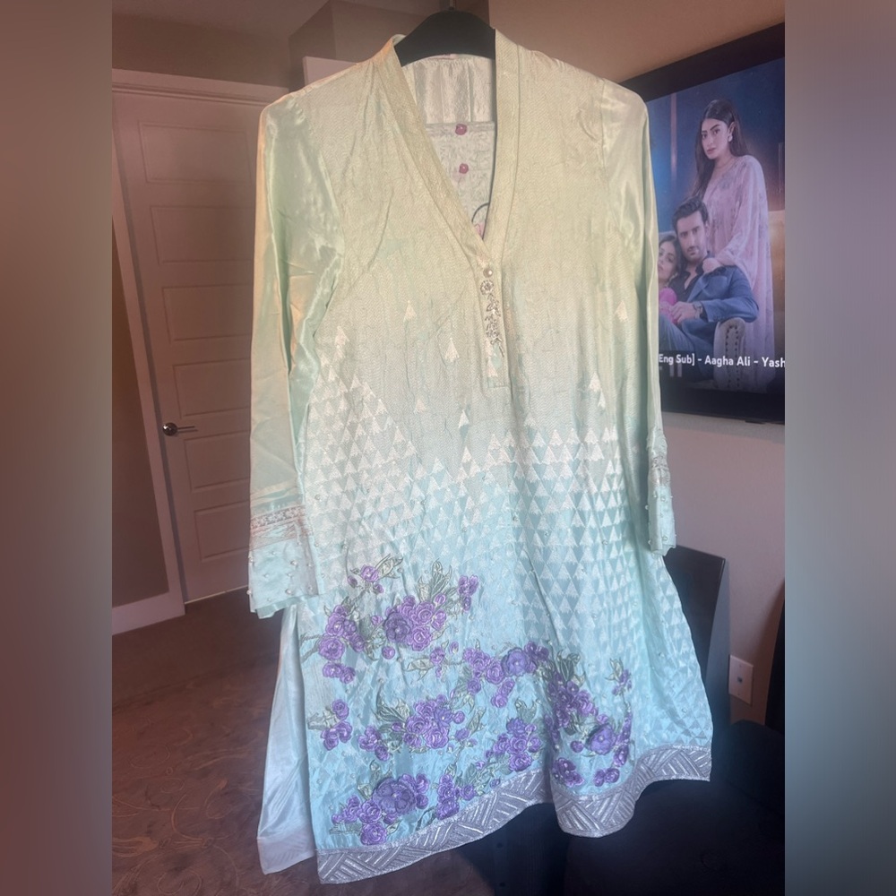Sania Maskatiya outfit